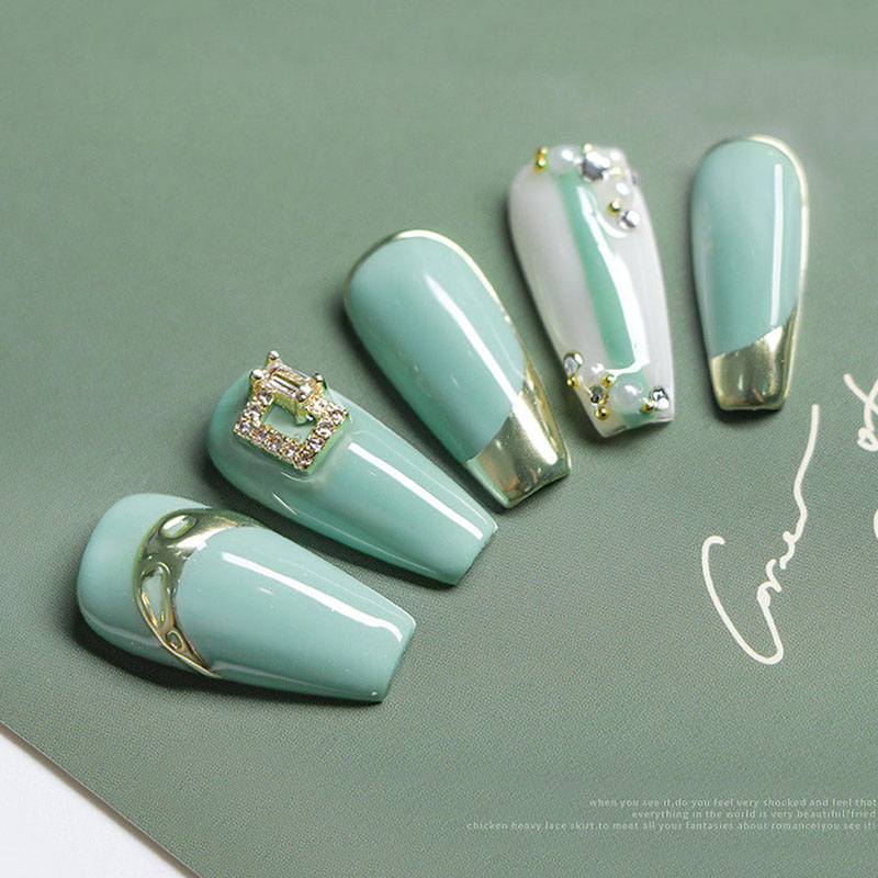 Short Coffin Nail Tips Clear 